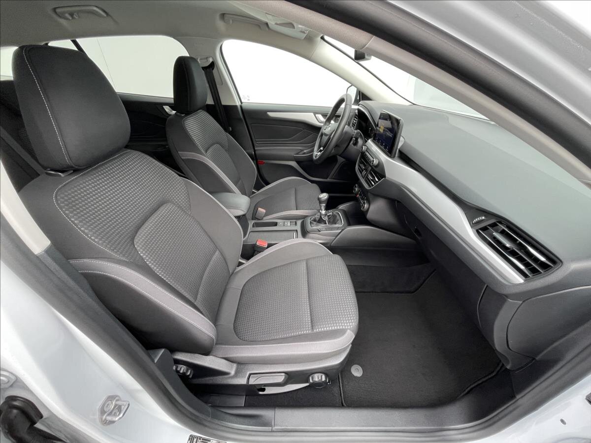 Ford Focus Kombi 999,0 92 kw