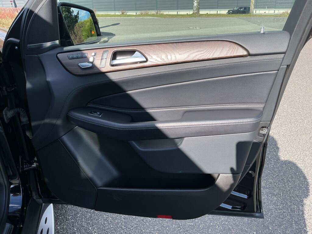 Mercedes-Benz GLS SUV / Terénní 3,0 l 190 kw