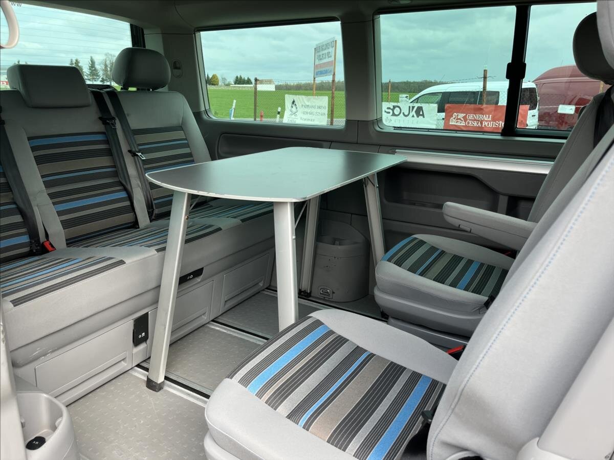 Volkswagen California VAN / Minibus 2,0 l 84 kw