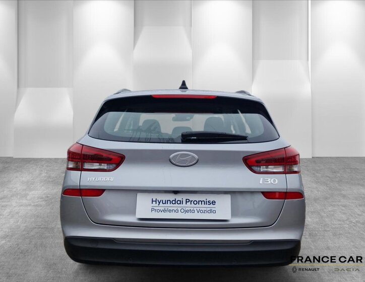 Hyundai i30 Kombi 1,5 l 71 kw