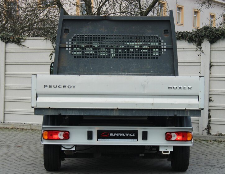 Peugeot Boxer Valník 2,0 l 120 kw