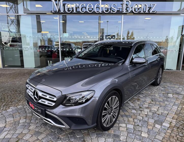 Mercedes-Benz Třídy E 1