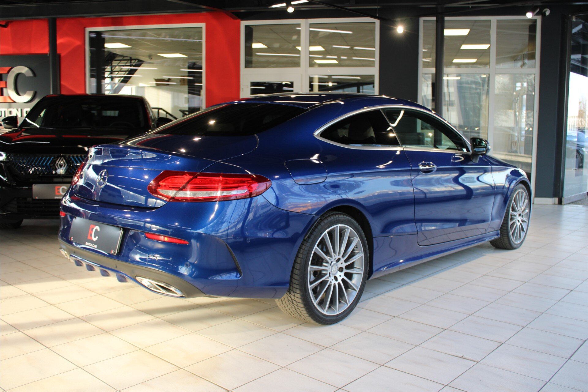 Mercedes-Benz Třídy C Kupé 2,1 l 150 kw