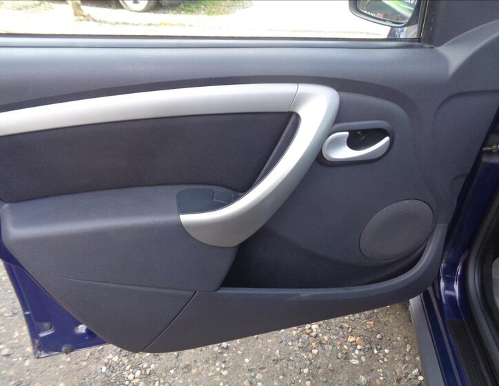 Dacia Duster SUV / Terénní 1,6 l 77 kw