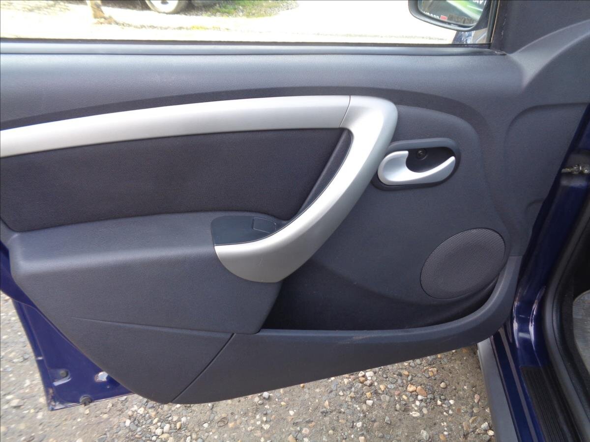 Dacia Duster SUV / Terénní 1,6 l 77 kw