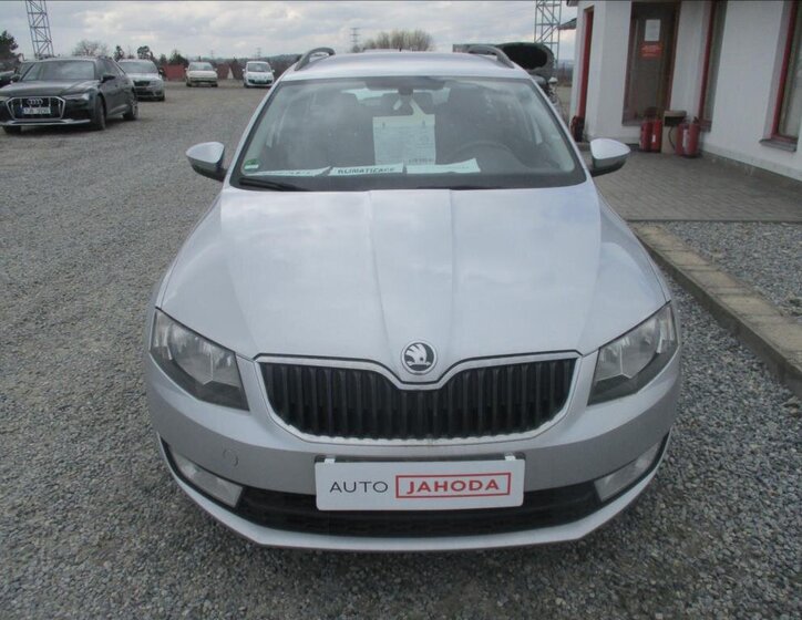 Škoda Octavia Kombi 2,0 l 110 kw