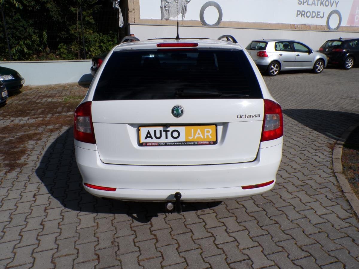 Škoda Octavia Kombi 1,2 l 77 kw