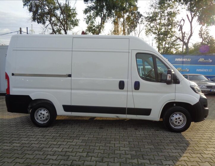 Peugeot Boxer Ostatní 2,2 l 88 kw