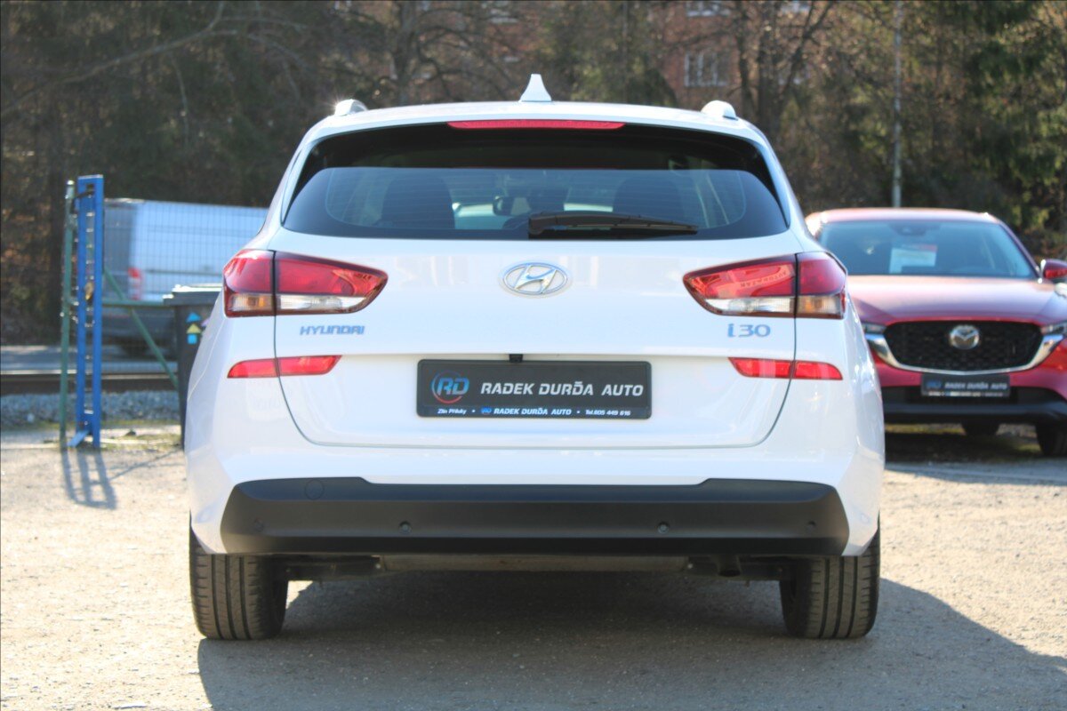 Hyundai i30 Kombi 1,4 l 103 kw