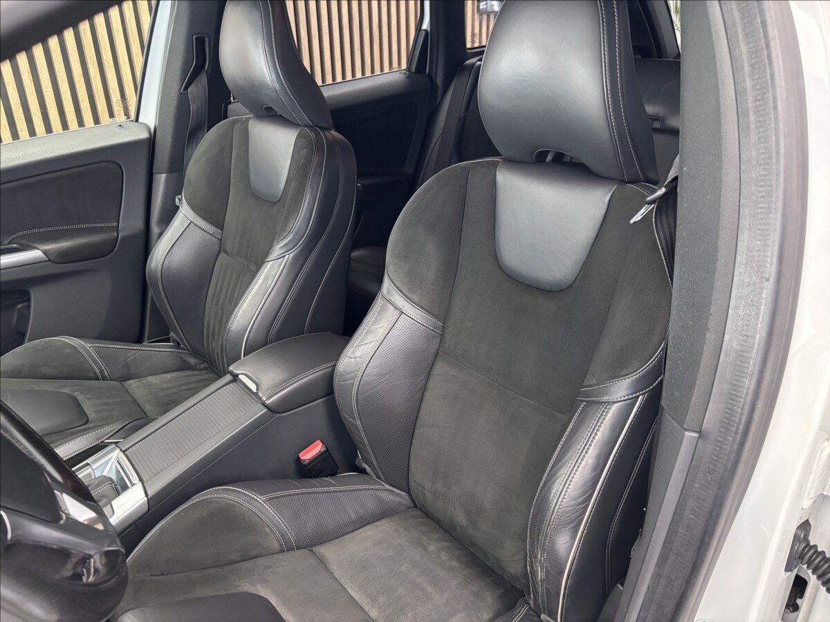 Volvo XC60 Kombi 2,4 l 140 kw