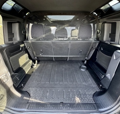 Land Rover Defender 45