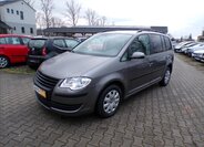 Volkswagen Touran 2