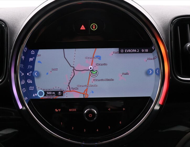 Mini Countryman SUV / Terénní 1,5 l 100 kw