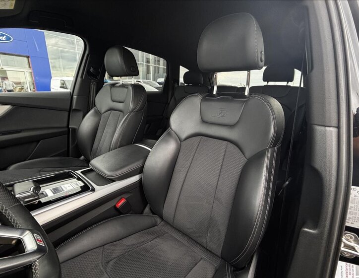Audi Q7 SUV / Terénní 3,0 l 210 kw