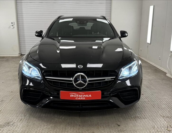 Mercedes-Benz Třídy E 2