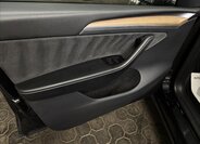 Tesla Model Y SUV 0,0 393 kw