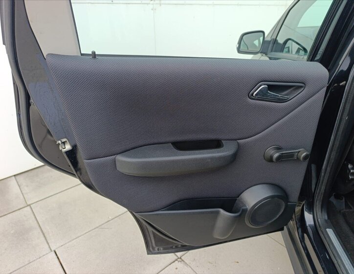 Mercedes-Benz Třídy A Kombi 1,5 l 70 kw