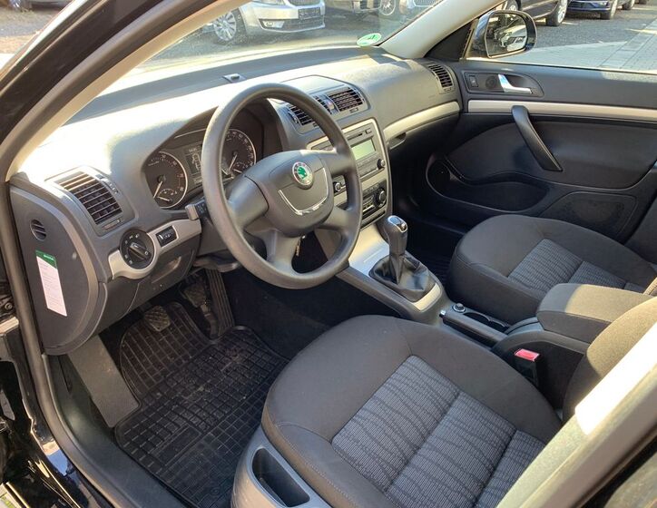 Škoda Octavia 14