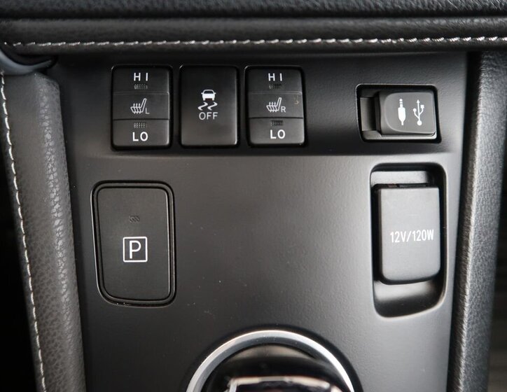 Toyota Auris Kombi 1,8 l 73 kw