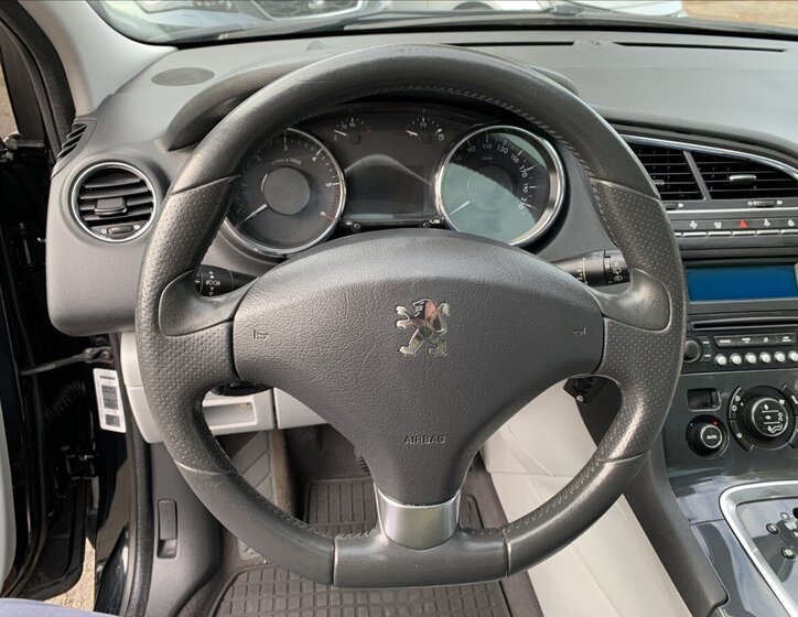 Peugeot 5008 MPV 2,0 l 120 kw