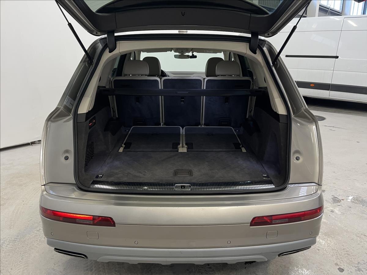 Audi Q7 SUV 3,0 l 200 kw