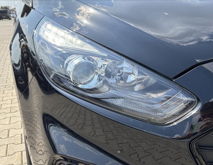 Ford S-MAX MPV 2,0 l 140 kw