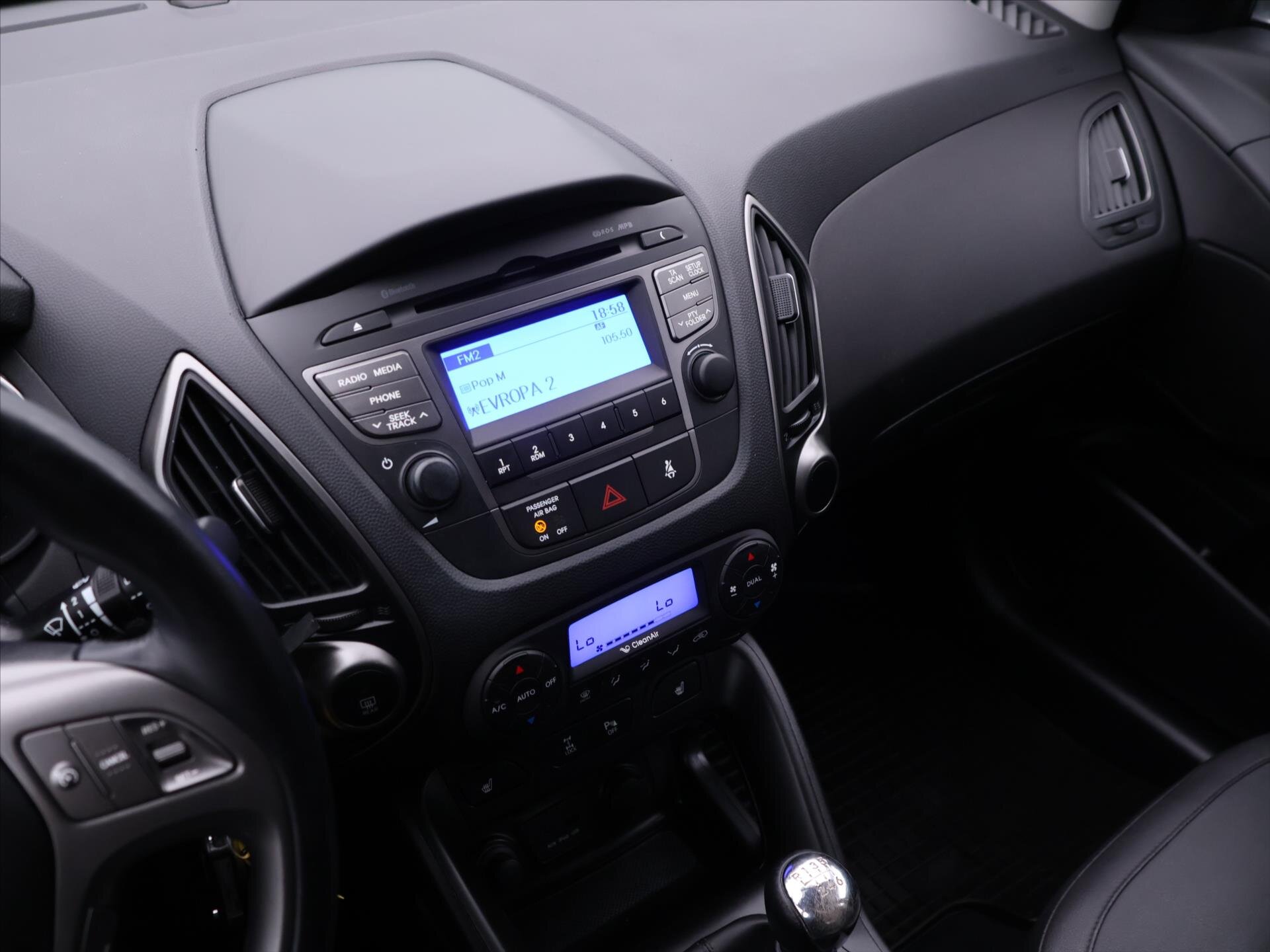 Hyundai ix35 SUV / Terénní 2,0 l 100 kw