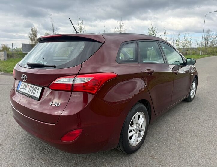 Hyundai i30 Kombi 1,6 l 81 kw