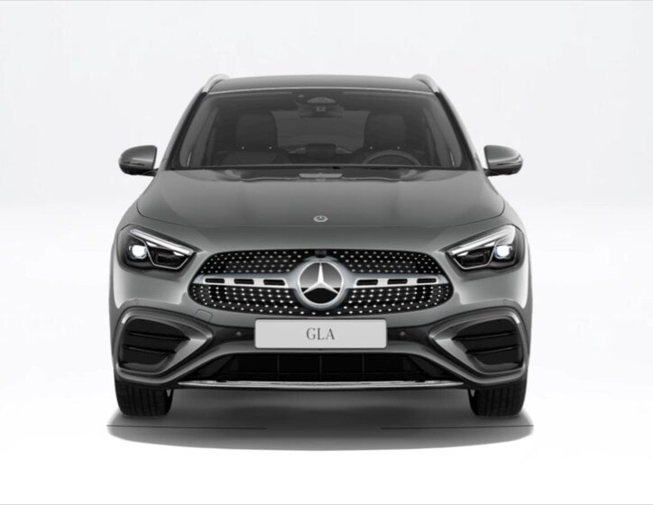 Mercedes-Benz GLA 2