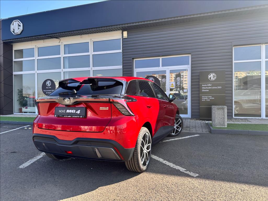 MG MG4