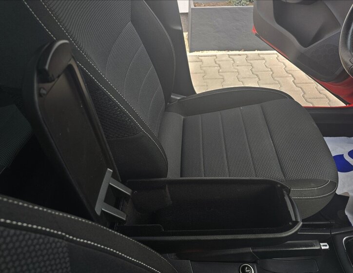 Škoda Rapid Hatchback 1,2 l 77 kw