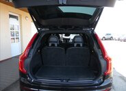 Volvo XC90 SUV / Terénní 2,0 l 228 kw