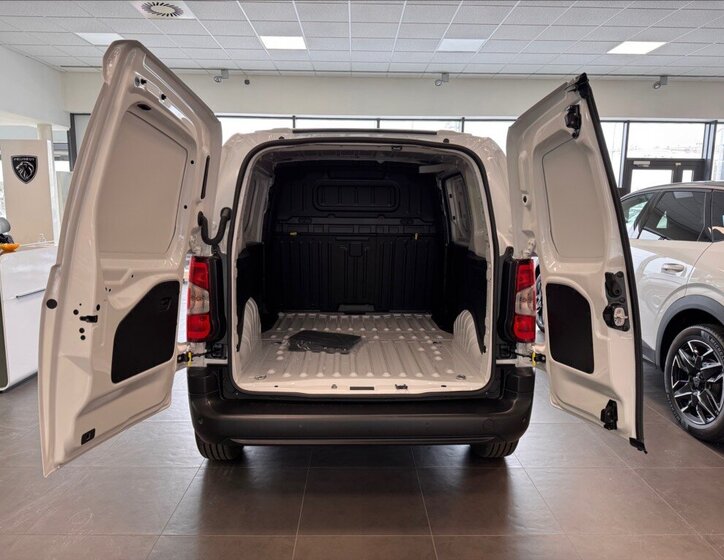 Peugeot Partner Skříň 1,2 l 81 kw