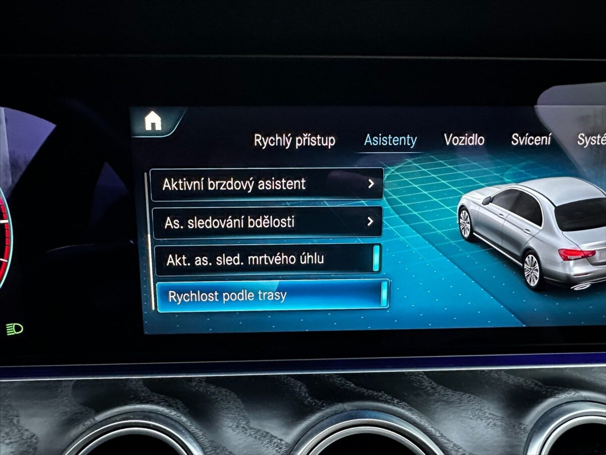 Mercedes-Benz Třídy E