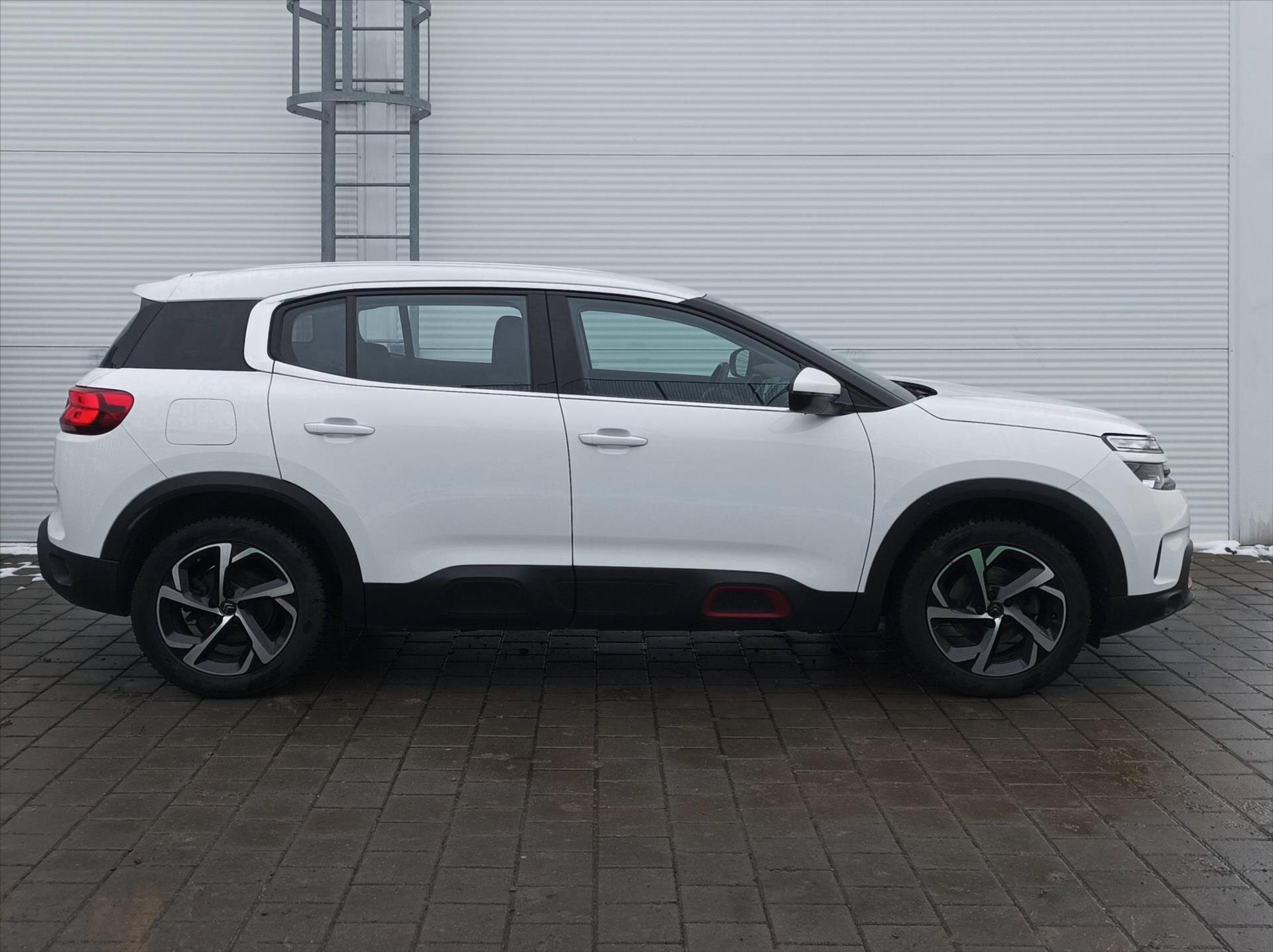 Citroën C5 Aircross SUV 1,2 l 96 kw