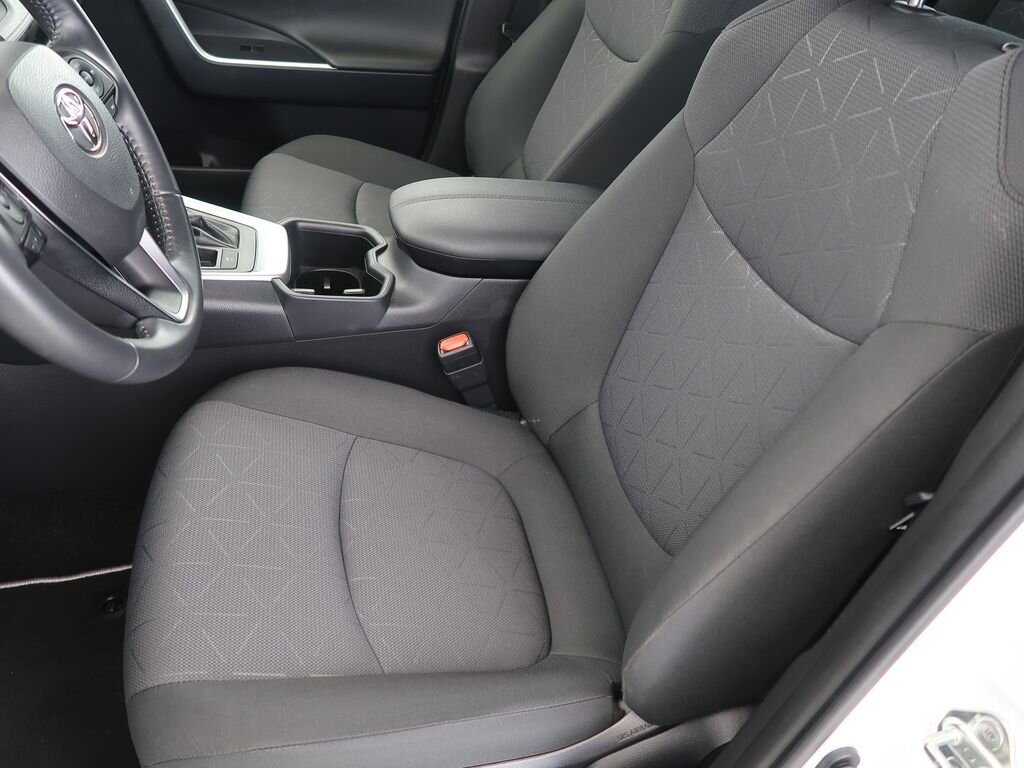 Toyota RAV4 SUV / Terénní 2,5 l 131 kw