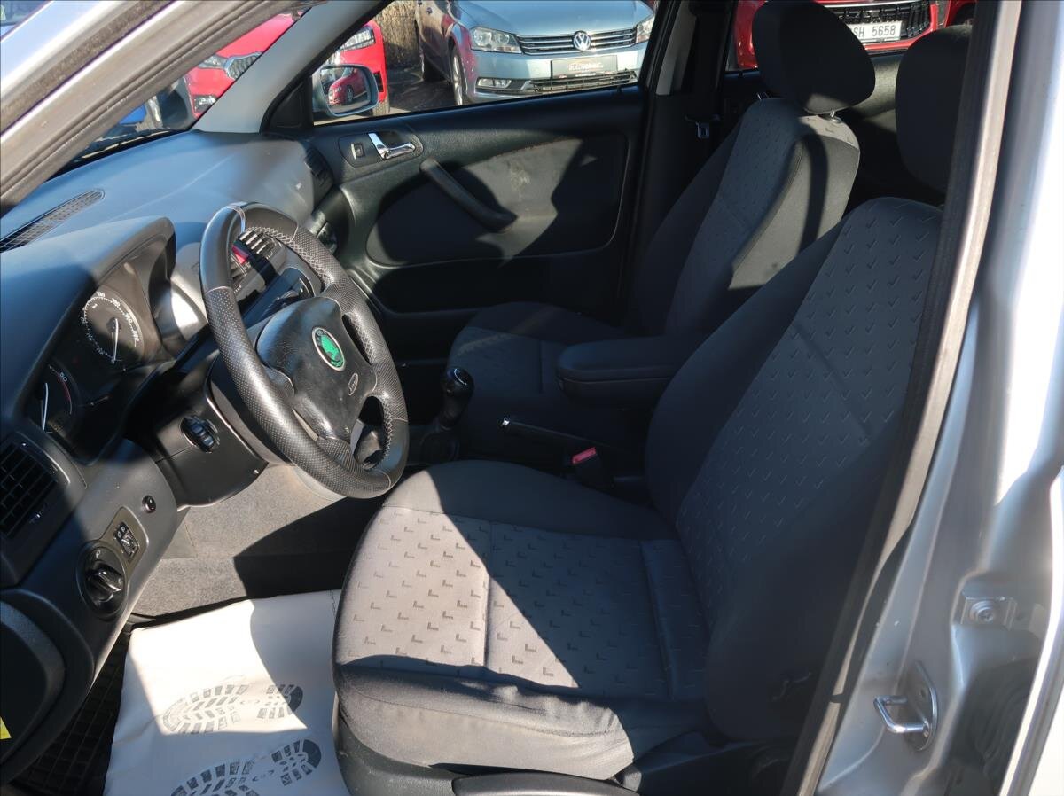 Škoda Octavia Liftback 1,9 l 66 kw