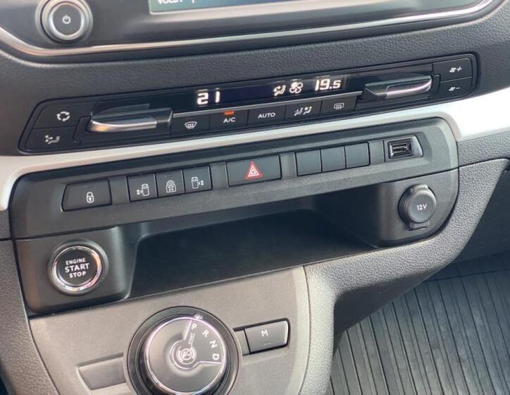 Toyota ProAce Verso 48