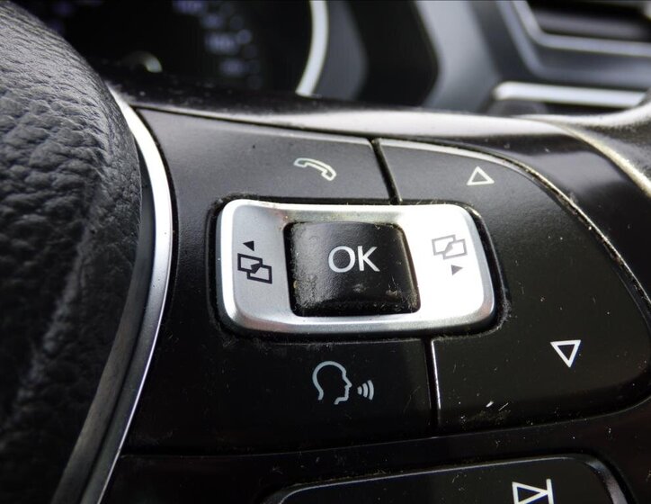 Volkswagen Tiguan 16