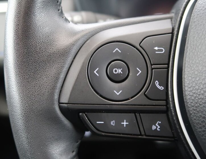 Toyota RAV4 SUV / Terénní 2,5 l 131 kw