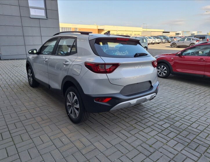 KIA Stonic 4