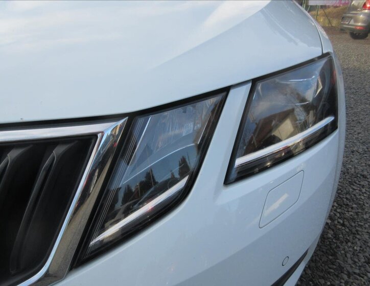 Škoda Octavia Kombi 2,0 l 110 kw