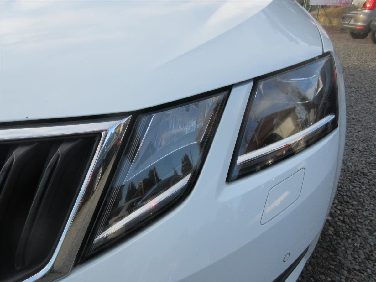 Škoda Octavia Kombi 2,0 l 110 kw