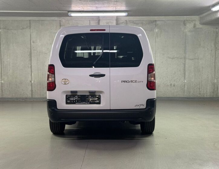 Toyota ProAce City 6