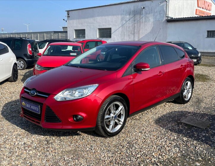 Ford Focus Hatchback 998,0 92 kw