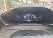 Peugeot 208 18