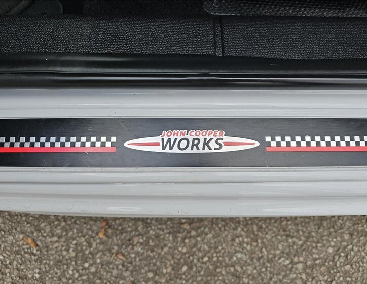 Mini Paceman 11
