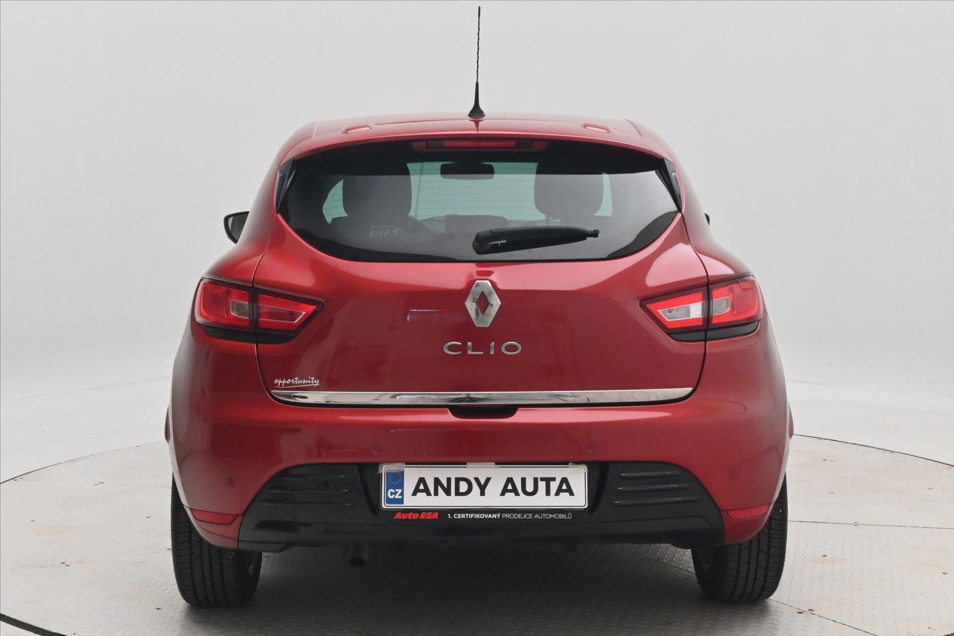 Renault Clio Hatchback 898,0 66 kw