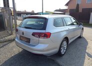 Volkswagen Passat Kombi 2,0 l 110 kw