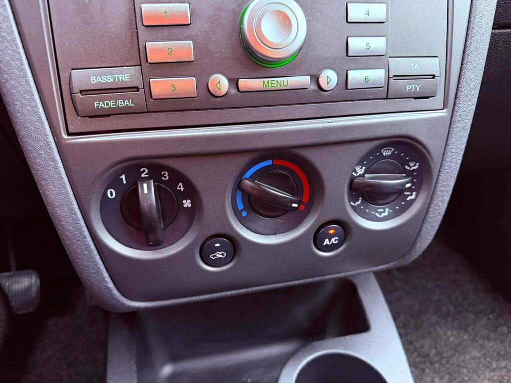 Ford Fusion Hatchback 1,6 l 74 kw